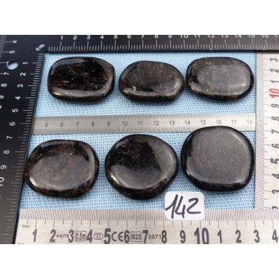 Anthophyllite Pierre Plate à l unité de 41 à 46 mm | Minéraux Paubrasil