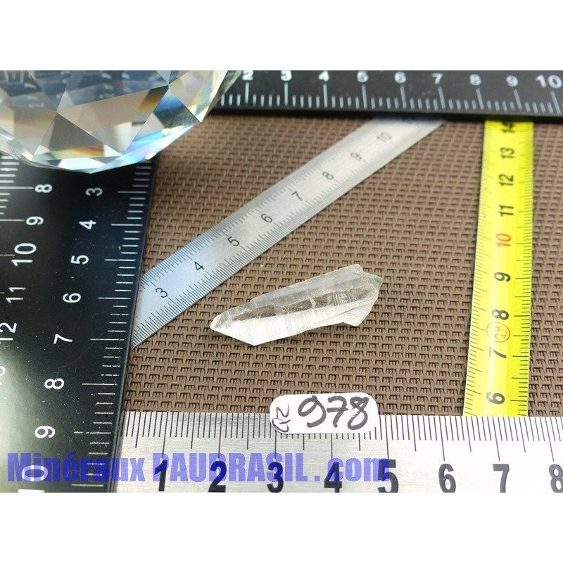 Quartz lémurien de 36mm de 5gr du Brésil