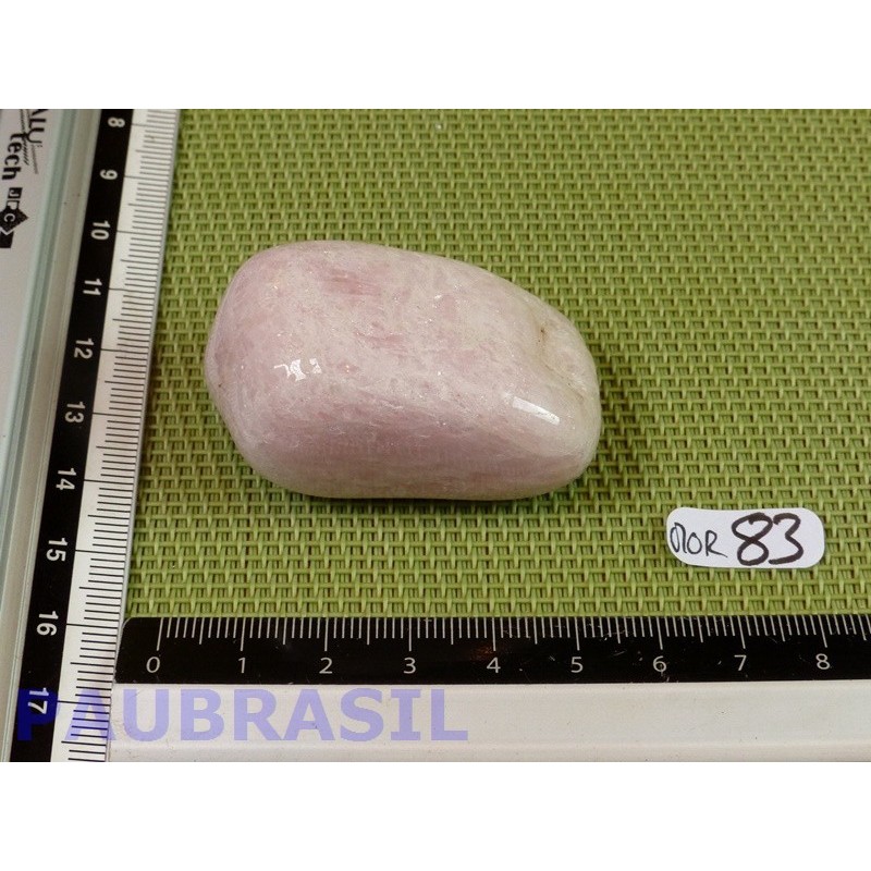 Morganite (béryl rose) pierre roulée de 57g .