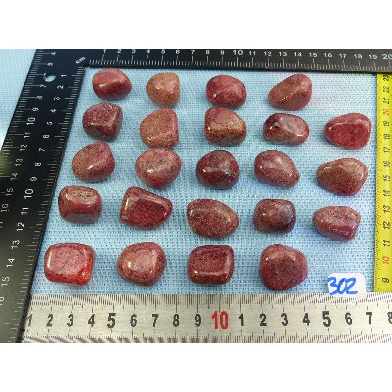 Thulite Zoisite Rouge Pierre Roulée à l unité de 15 à 18 gr | Minéraux Paubrasil