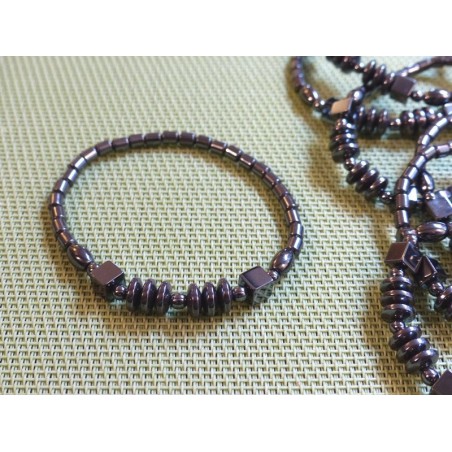 Bracelet Hématite tubes, disques, cubes et perles Bracelet Hématite tubes, disques, cubes et perles
