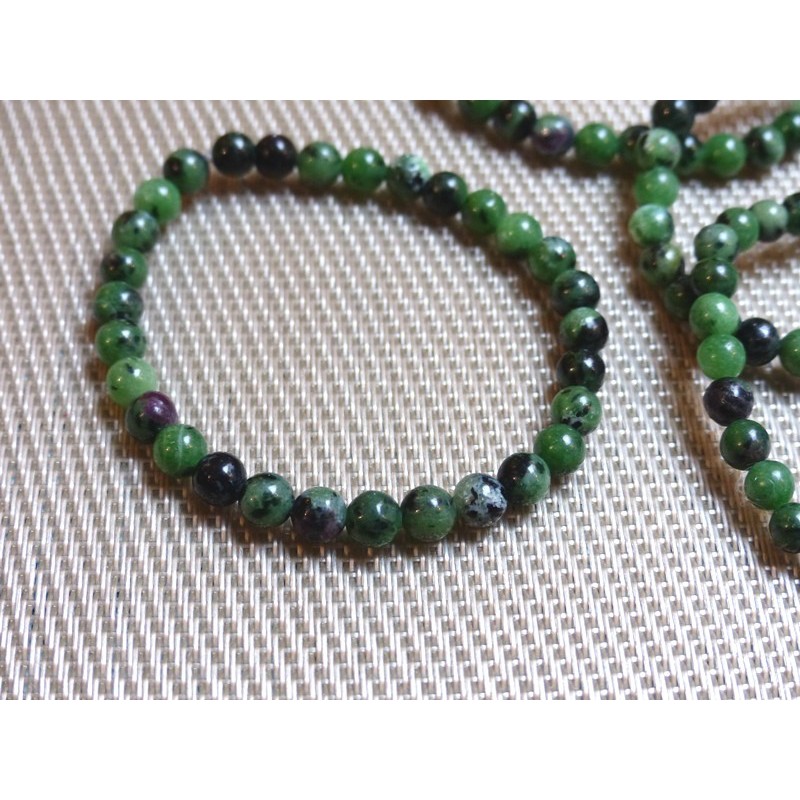 Bracelet RUBIS ZOISITE en perles de 6mm