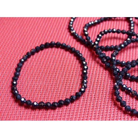Bracelet Spinelle noir en perles facettées de 4mm Bracelet Spinelle noir en perles facettées de 4mm