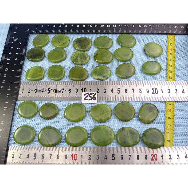 Jade Néphrite Pierre Plate Mini à l unité de 28 à 30 mm | Minéraux Paubrasil