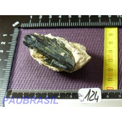 Epidote Brute Q Extra sur macle 67gr