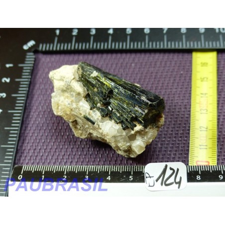 Epidote Brute Q Extra sur macle 67gr
