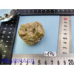 Vesuvianite - Idocrase pierre brute sur macle Pakistan 83g