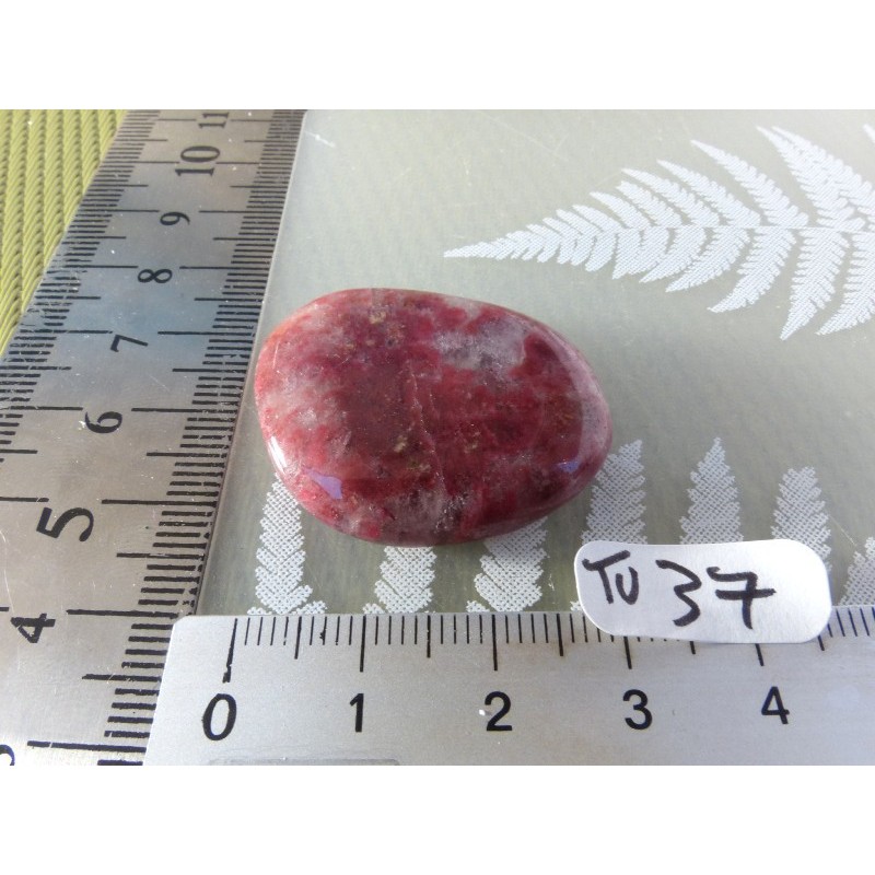 Thulite - zoïsite rouge en mini pierre plate 12g