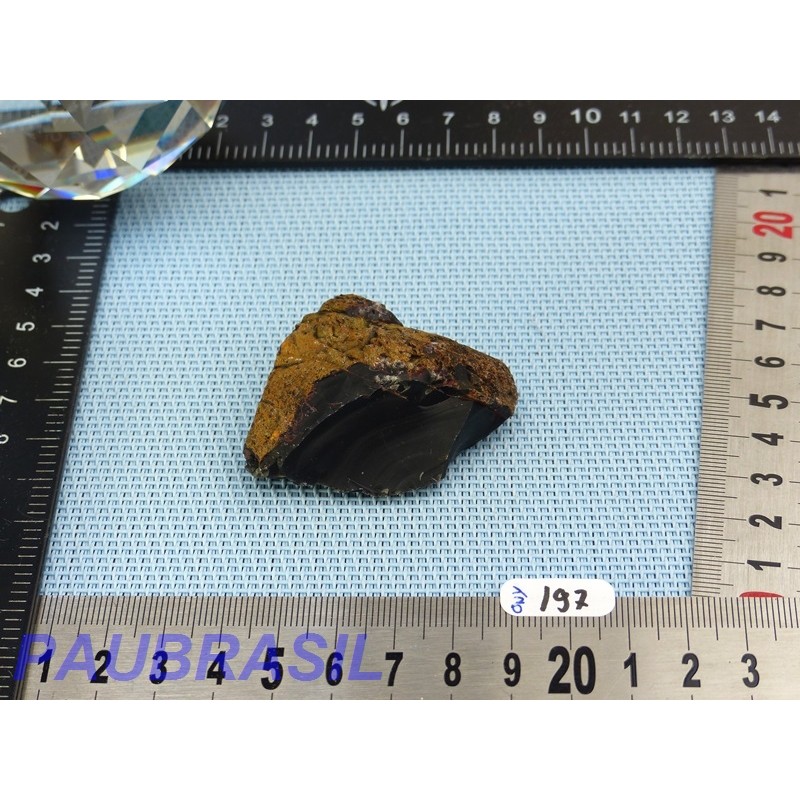 Onyx noir du Brésil en pierre brute de 40g