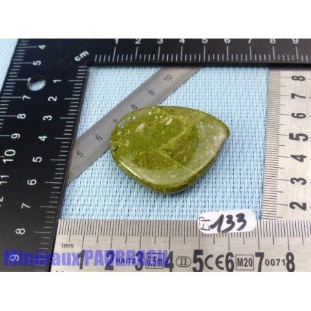 Epidote verte en pierre plate 28gr