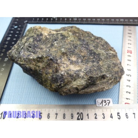 Cordiérite - Iolite avec traces de Sillimanite pierre brute 1030g