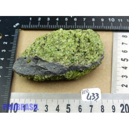 Péridot sur Basalte Pierre Brute 199g