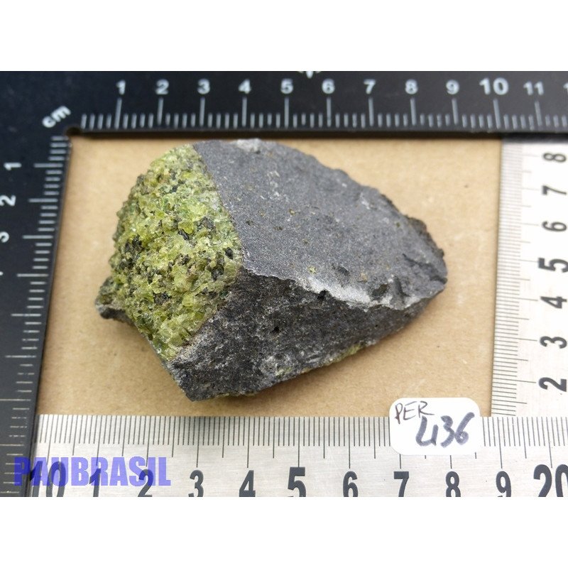 Péridot sur Basalte Pierre Brute 146g