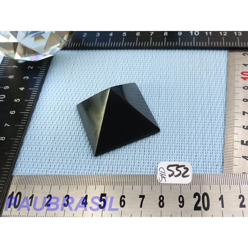 Pyramide en Shungite 40x40mm base 45g