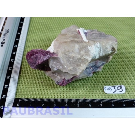 Rubellite tourmaline rose et quartz pierre brute 176gr Brésil qualité moyenne