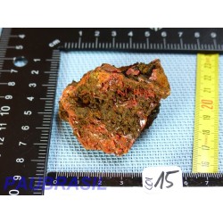 Crocoïte sur Goethite de 86g de Tasmanie