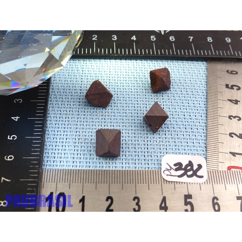 4 Magnétites octaédriques de 12g les 4