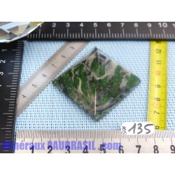 Pyramide en Smaragdite du Cap Corse 40x40mm base 61gr