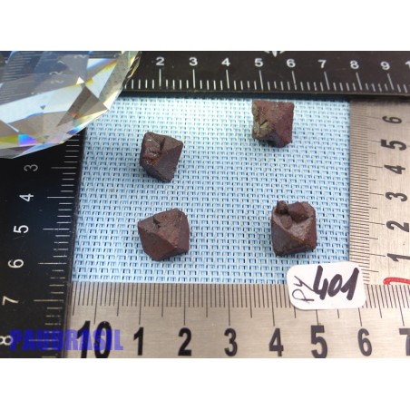 4 Magnétites octaédriques de 14gr50 les 4 4 Magnétites octaédriques de 14gr50 les 4