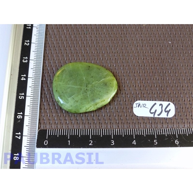 Jade Néphrite en mini pierre plate 7g