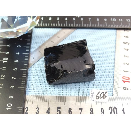 Obsidienne noire en Pierre Brute de 79gr50 Obsidienne noire en Pierre Brute de 79gr50