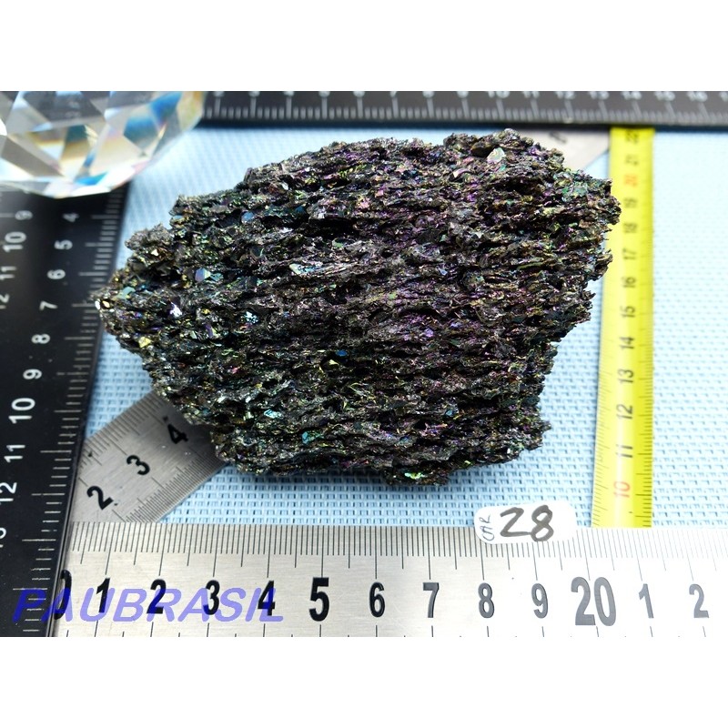 Carborandite irisée pierre brute de 182g