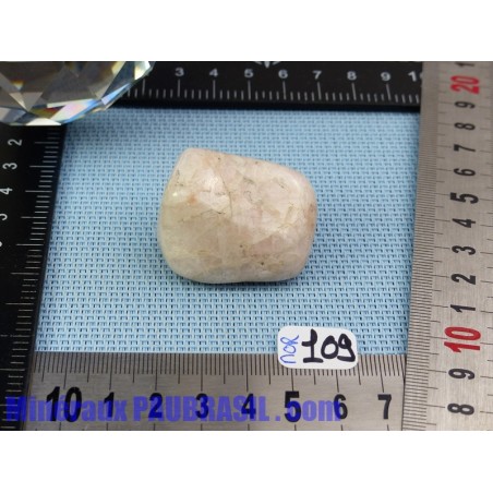 Morganite (béryl rose) en pierre semi roulée 44g