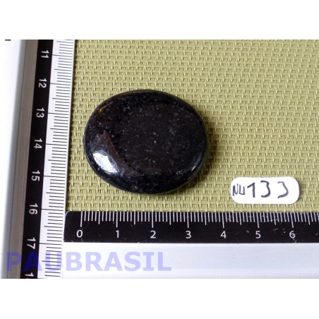 Nuummite en pierre plate de 21gr