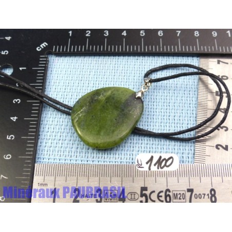Pendentif Jade Néphrite mini pierre plate 10gr