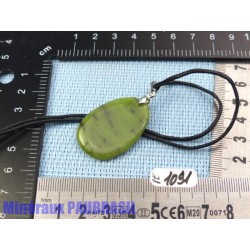 Pendentif Jade Néphrite mini pierre plate 7gr